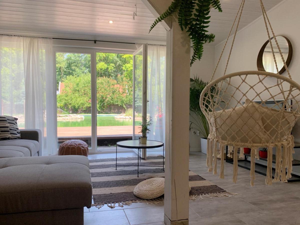 Aranykert Apartmanok Vének Esterno foto
