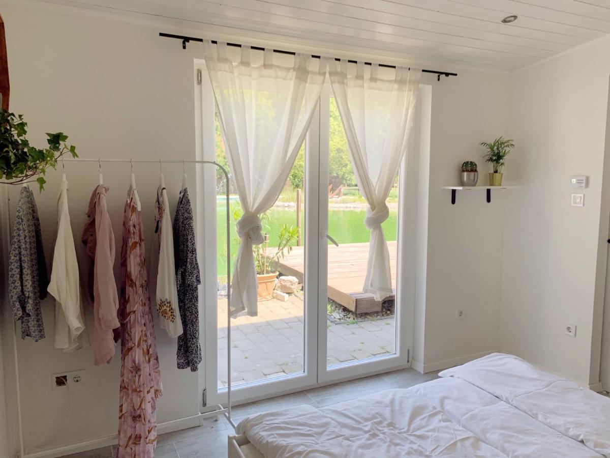 Aranykert Apartmanok Vének Esterno foto