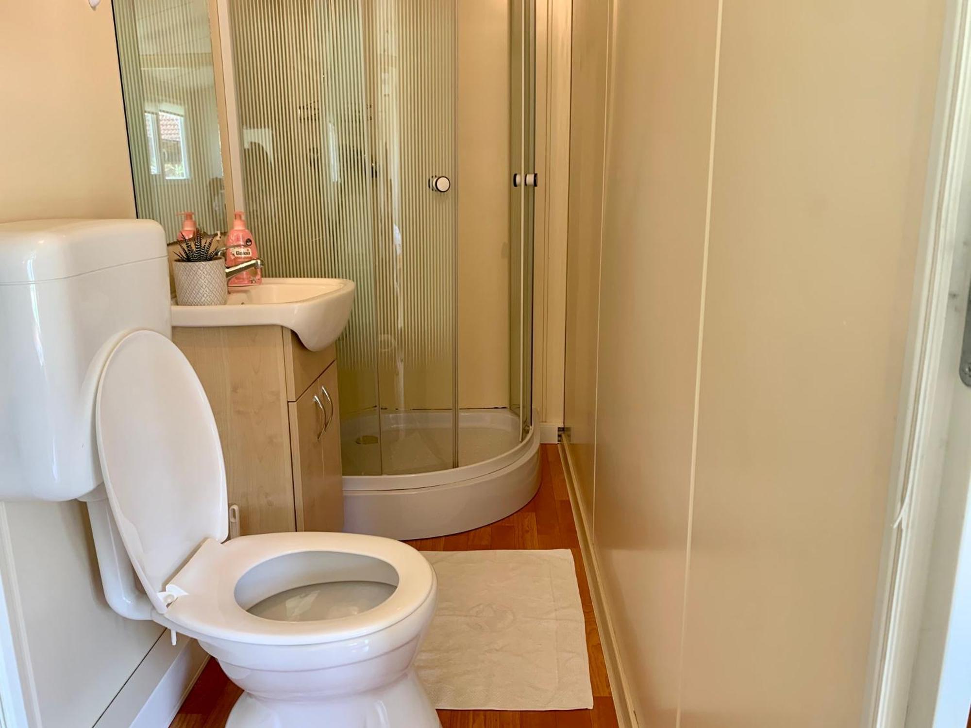 Aranykert Apartmanok Vének Esterno foto
